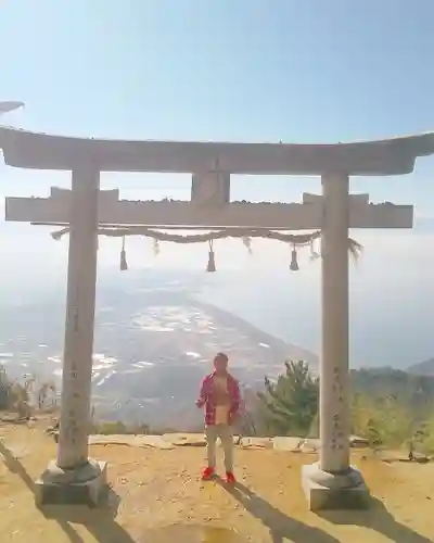 高屋神社の鳥居