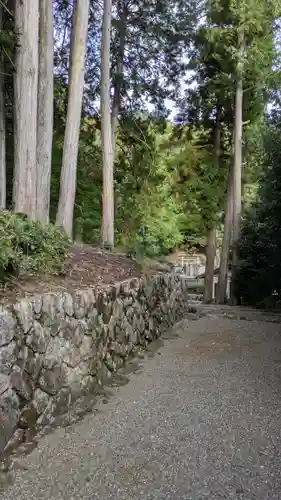 後朱雀天皇圓乗寺陵、後冷泉天皇圓教寺陵、後三條天皇圓宗寺陵(京都府)