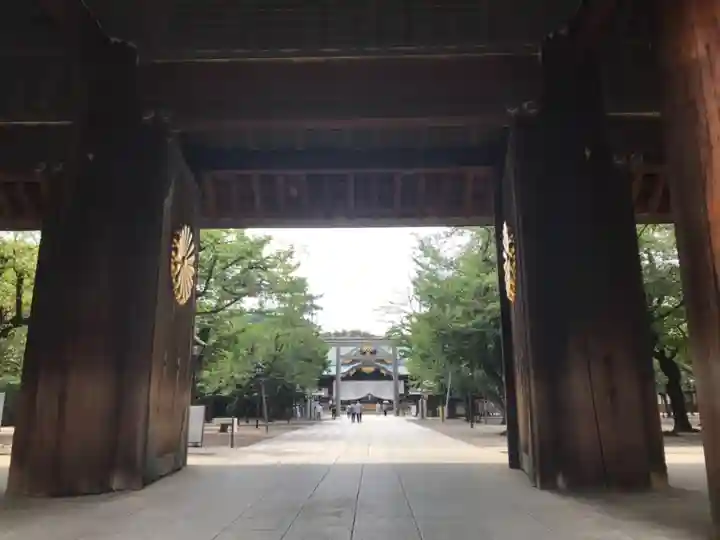 靖國神社の山門・神門