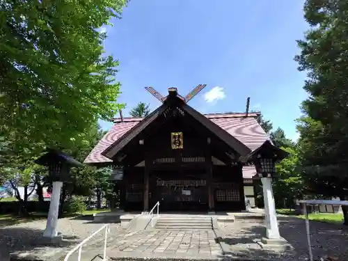 山部神社の本殿