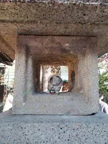 三輪神社の狛犬