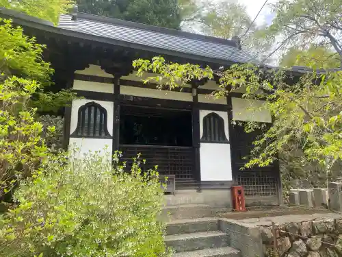 施福寺の{uncategorized: "未分類", other: "その他", undefined: "問題あり", building: "その他建物", grave: "お墓", sacred_gate: "鳥居", guardian: "狛犬", statue: "像", buddha: "仏像", history: "歴史", nature: "自然", garden: "庭園", animal: "動物", pagoda: "塔", temizu: "手水舎", mountain_gate: "山門・神門", sanctuary: "本殿・本堂", subordinate: "末社・摂社", art: "芸術", scenery: "景色", jizo: "地蔵", ema: "絵馬", goshuin: "御朱印", omikuji: "おみくじ", items: "授与品その他", amulet: "お守り", goshuincho: "御朱印帳", eats: "食事", festival: "お祭り", votive_dance: "神楽", shichigosan: "七五三参", wedding: "結婚式", experience: "体験その他", initially: "初詣", around: "周辺", anti_infection: "感染症対策"}