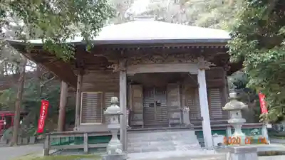 岩殿寺の本殿・本堂