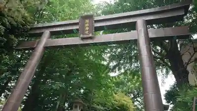 諏訪神社の鳥居