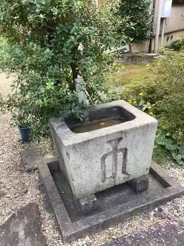 西方院の手水舎