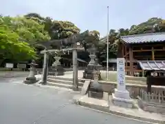 往馬坐伊古麻都比古神社の鳥居