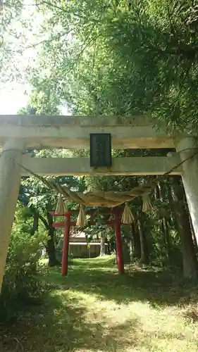 稲荷神社の鳥居