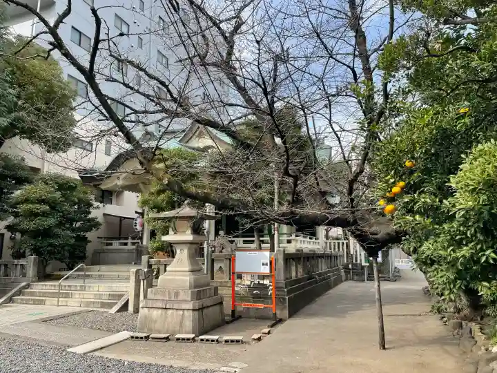 猿江神社の{uncategorized: "未分類", other: "その他", undefined: "問題あり", building: "その他建物", grave: "お墓", sacred_gate: "鳥居", guardian: "狛犬", statue: "像", buddha: "仏像", history: "歴史", nature: "自然", garden: "庭園", animal: "動物", pagoda: "塔", temizu: "手水舎", mountain_gate: "山門・神門", sanctuary: "本殿・本堂", subordinate: "末社・摂社", art: "芸術", scenery: "景色", jizo: "地蔵", ema: "絵馬", goshuin: "御朱印", omikuji: "おみくじ", items: "授与品その他", amulet: "お守り", goshuincho: "御朱印帳", eats: "食事", festival: "お祭り", votive_dance: "神楽", shichigosan: "七五三参", wedding: "結婚式", experience: "体験その他", initially: "初詣", around: "周辺", anti_infection: "感染症対策"}