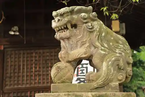 阿邪訶根神社の狛犬