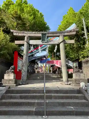 海南神社の{uncategorized: "未分類", other: "その他", undefined: "問題あり", building: "その他建物", grave: "お墓", sacred_gate: "鳥居", guardian: "狛犬", statue: "像", buddha: "仏像", history: "歴史", nature: "自然", garden: "庭園", animal: "動物", pagoda: "塔", temizu: "手水舎", mountain_gate: "山門・神門", sanctuary: "本殿・本堂", subordinate: "末社・摂社", art: "芸術", scenery: "景色", jizo: "地蔵", ema: "絵馬", goshuin: "御朱印", omikuji: "おみくじ", items: "授与品その他", amulet: "お守り", goshuincho: "御朱印帳", eats: "食事", festival: "お祭り", votive_dance: "神楽", shichigosan: "七五三参", wedding: "結婚式", experience: "体験その他", initially: "初詣", around: "周辺", anti_infection: "感染症対策"}
