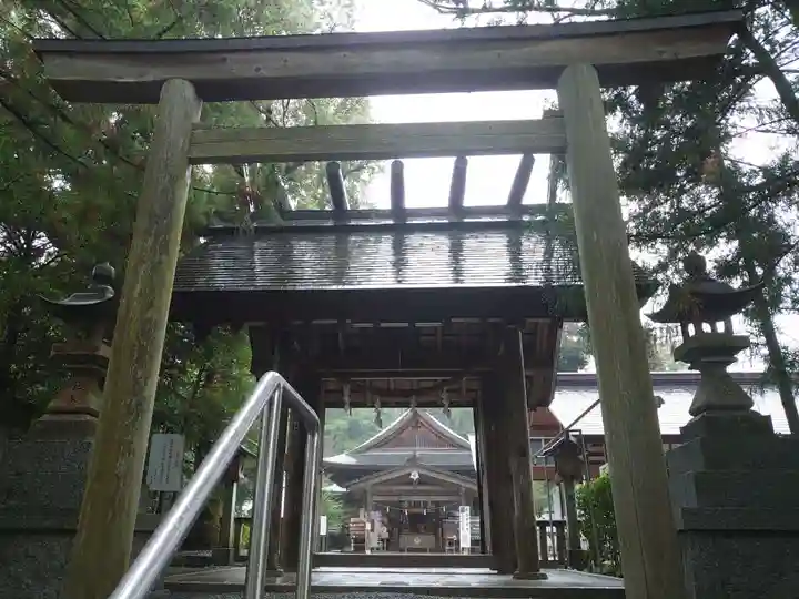 井伊谷宮の山門・神門