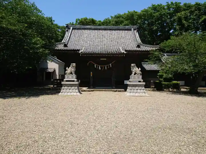 大崎八幡社の本殿・本堂