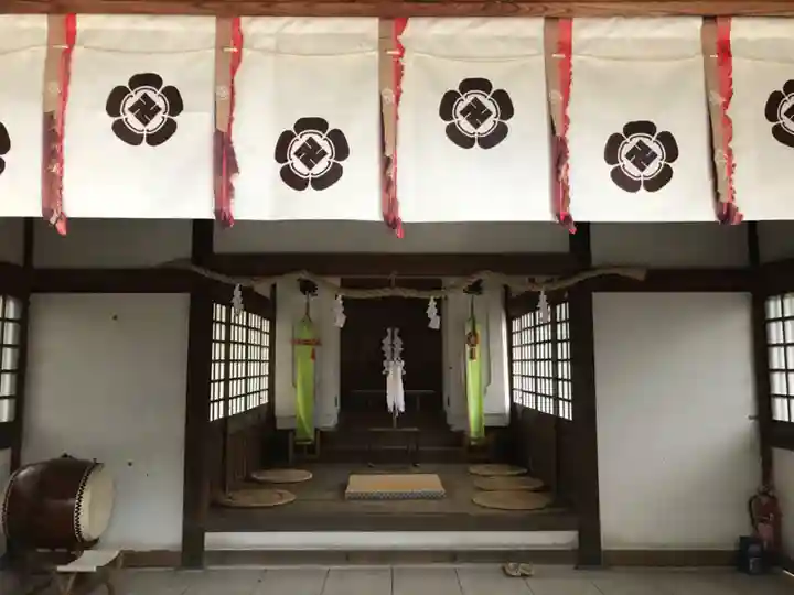 松陰神社の本殿・本堂