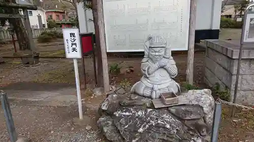 熊川神社の像