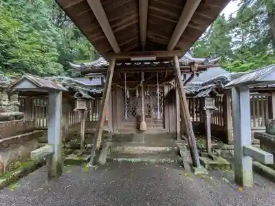 川田神社の{uncategorized: "未分類", other: "その他", undefined: "問題あり", building: "その他建物", grave: "お墓", sacred_gate: "鳥居", guardian: "狛犬", statue: "像", buddha: "仏像", history: "歴史", nature: "自然", garden: "庭園", animal: "動物", pagoda: "塔", temizu: "手水舎", mountain_gate: "山門・神門", sanctuary: "本殿・本堂", subordinate: "末社・摂社", art: "芸術", scenery: "景色", jizo: "地蔵", ema: "絵馬", goshuin: "御朱印", omikuji: "おみくじ", items: "授与品その他", amulet: "お守り", goshuincho: "御朱印帳", eats: "食事", festival: "お祭り", votive_dance: "神楽", shichigosan: "七五三参", wedding: "結婚式", experience: "体験その他", initially: "初詣", around: "周辺", anti_infection: "感染症対策"}