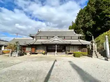 来迎寺の本殿・本堂