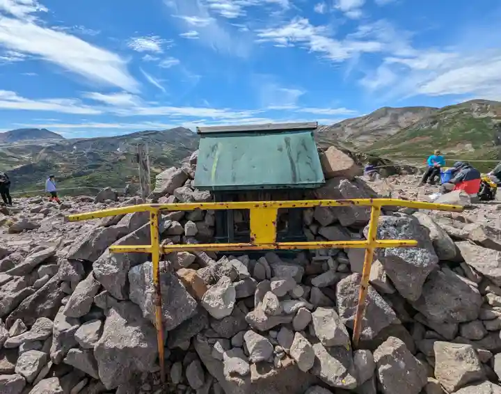 祠(大雪神社奥の院)(北海道)
