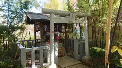 市谷亀岡八幡宮の末社・摂社