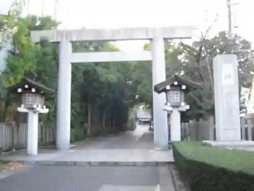 神明社の鳥居