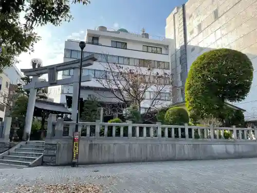 太田姫稲荷神社の{uncategorized: "未分類", other: "その他", undefined: "問題あり", building: "その他建物", grave: "お墓", sacred_gate: "鳥居", guardian: "狛犬", statue: "像", buddha: "仏像", history: "歴史", nature: "自然", garden: "庭園", animal: "動物", pagoda: "塔", temizu: "手水舎", mountain_gate: "山門・神門", sanctuary: "本殿・本堂", subordinate: "末社・摂社", art: "芸術", scenery: "景色", jizo: "地蔵", ema: "絵馬", goshuin: "御朱印", omikuji: "おみくじ", items: "授与品その他", amulet: "お守り", goshuincho: "御朱印帳", eats: "食事", festival: "お祭り", votive_dance: "神楽", shichigosan: "七五三参", wedding: "結婚式", experience: "体験その他", initially: "初詣", around: "周辺", anti_infection: "感染症対策"}