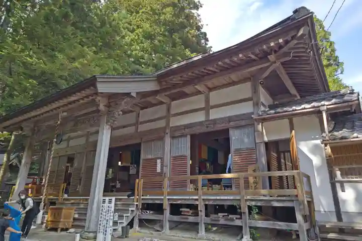 施無畏山 観音寺の本殿・本堂