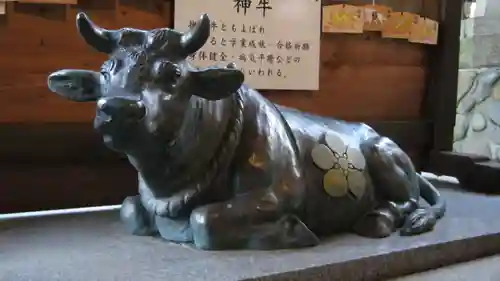 御嶽山神社の狛犬