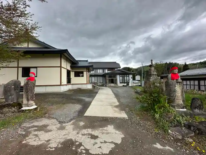 龍性院(赤芝観音)(山形県)