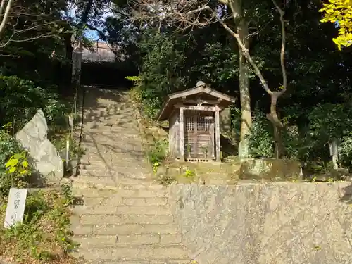 清滝寺の建物その他