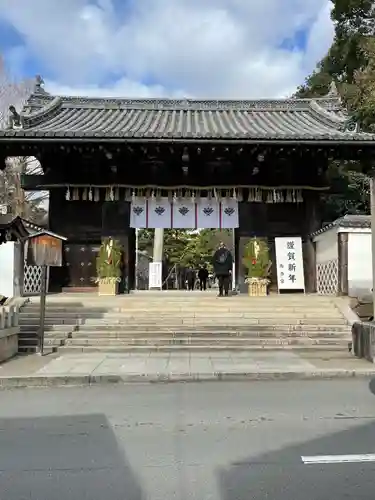御香宮神社の山門・神門