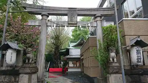 小野照崎神社の鳥居