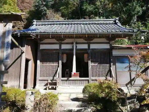 観音正寺の本殿・本堂