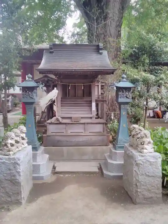 大宝八幡宮の末社・摂社