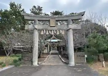 寄八幡神社の{uncategorized: "未分類", other: "その他", undefined: "問題あり", building: "その他建物", grave: "お墓", sacred_gate: "鳥居", guardian: "狛犬", statue: "像", buddha: "仏像", history: "歴史", nature: "自然", garden: "庭園", animal: "動物", pagoda: "塔", temizu: "手水舎", mountain_gate: "山門・神門", sanctuary: "本殿・本堂", subordinate: "末社・摂社", art: "芸術", scenery: "景色", jizo: "地蔵", ema: "絵馬", goshuin: "御朱印", omikuji: "おみくじ", items: "授与品その他", amulet: "お守り", goshuincho: "御朱印帳", eats: "食事", festival: "お祭り", votive_dance: "神楽", shichigosan: "七五三参", wedding: "結婚式", experience: "体験その他", initially: "初詣", around: "周辺", anti_infection: "感染症対策"}