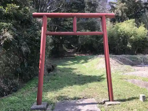 旧愛宕神社の鳥居