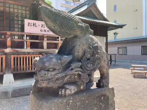 北海道神宮頓宮の狛犬