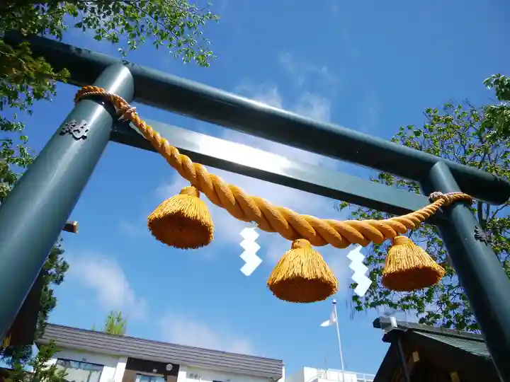 烈々布神社の鳥居