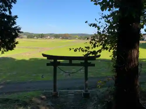 八幡神社の鳥居