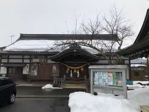 意冨布良神社の建物その他