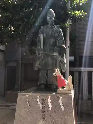 安倍晴明神社（阿倍王子神社境外末社）の像