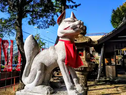 稲荷社（道徳稲荷神社）の狛犬