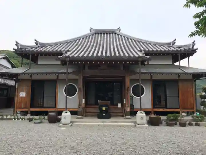 普門寺の本殿・本堂