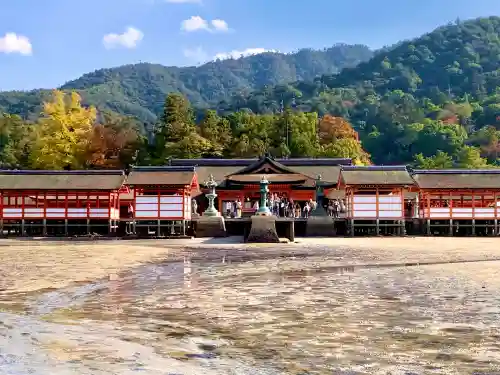 厳島神社(広島県)