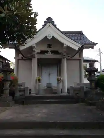 遍照寺の本殿・本堂