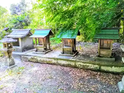 白山社の末社・摂社