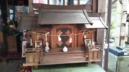 翁稲荷社の末社・摂社