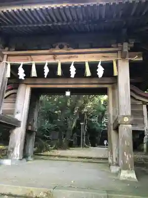 日吉神社の山門・神門
