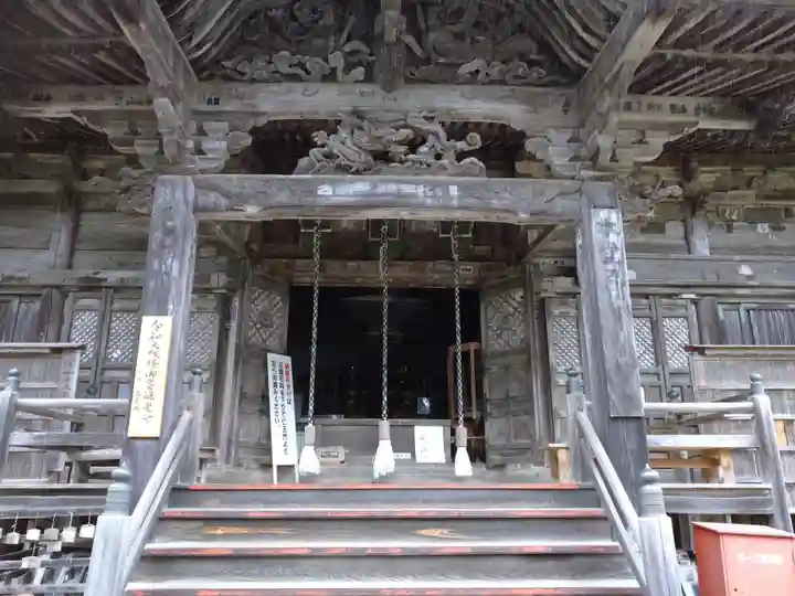 松尾寺の本殿・本堂