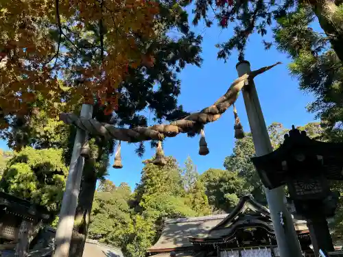大神神社の{uncategorized: "未分類", other: "その他", undefined: "問題あり", building: "その他建物", grave: "お墓", sacred_gate: "鳥居", guardian: "狛犬", statue: "像", buddha: "仏像", history: "歴史", nature: "自然", garden: "庭園", animal: "動物", pagoda: "塔", temizu: "手水舎", mountain_gate: "山門・神門", sanctuary: "本殿・本堂", subordinate: "末社・摂社", art: "芸術", scenery: "景色", jizo: "地蔵", ema: "絵馬", goshuin: "御朱印", omikuji: "おみくじ", items: "授与品その他", amulet: "お守り", goshuincho: "御朱印帳", eats: "食事", festival: "お祭り", votive_dance: "神楽", shichigosan: "七五三参", wedding: "結婚式", experience: "体験その他", initially: "初詣", around: "周辺", anti_infection: "感染症対策"}