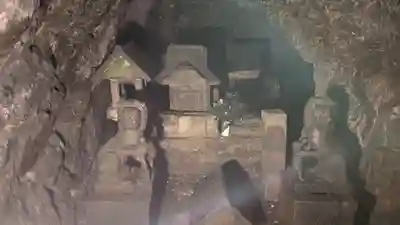 江の島岩屋の本殿・本堂