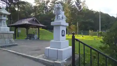 札内神社の狛犬
